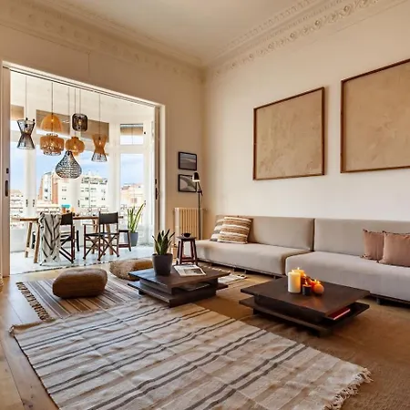 Atins - 2 Bedrooms In Eixample Dreta Barcelona