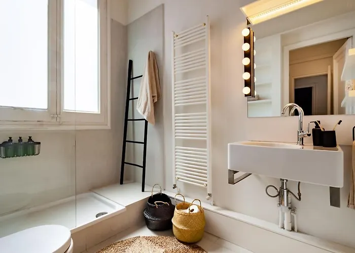 Atins - 2 Bedrooms In Eixample Dreta *
